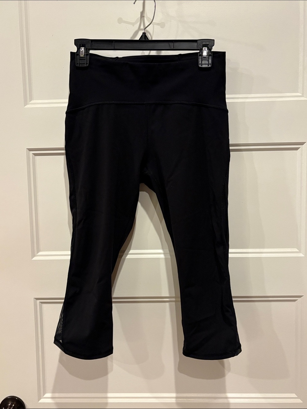 Lululemon Black Athletic Capri Leggings
